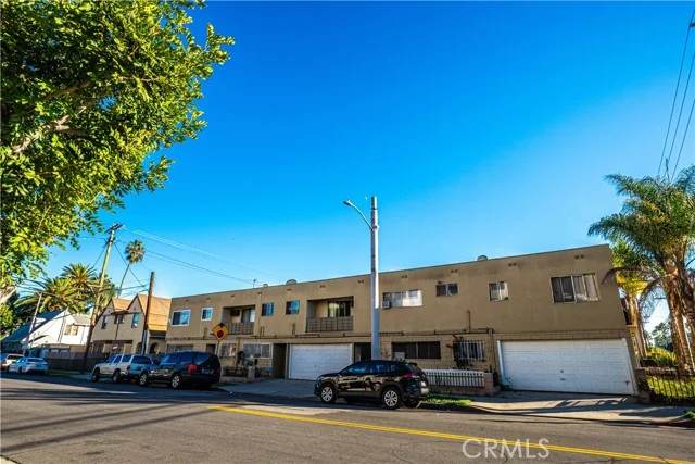 5666 Lemon Grove Avenue photo 2