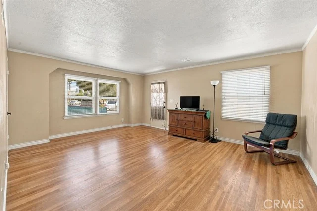 3544 Monica Avenue photo 3