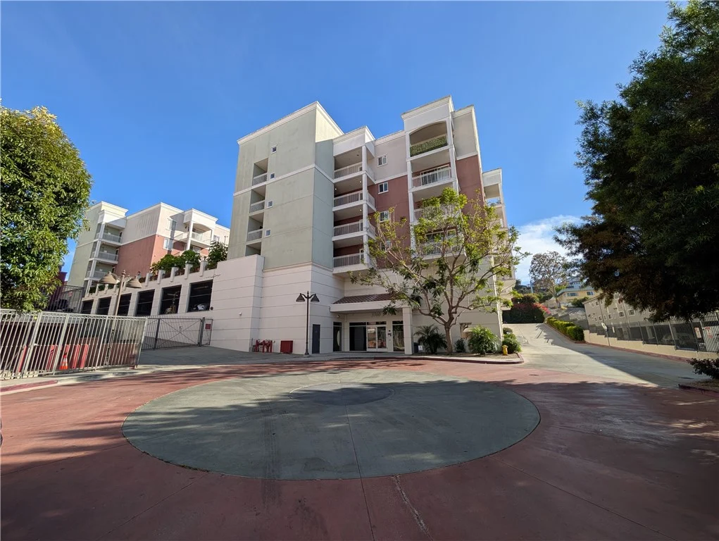 3740 Santa Rosalia #402 photo 2