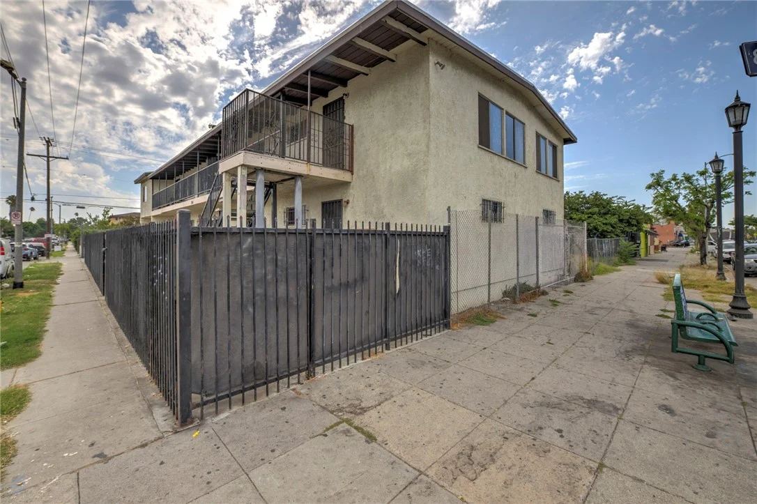 254 W 83rd Street photo 4