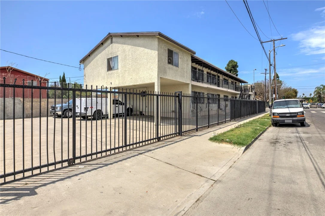 254 W 83rd Street photo 5