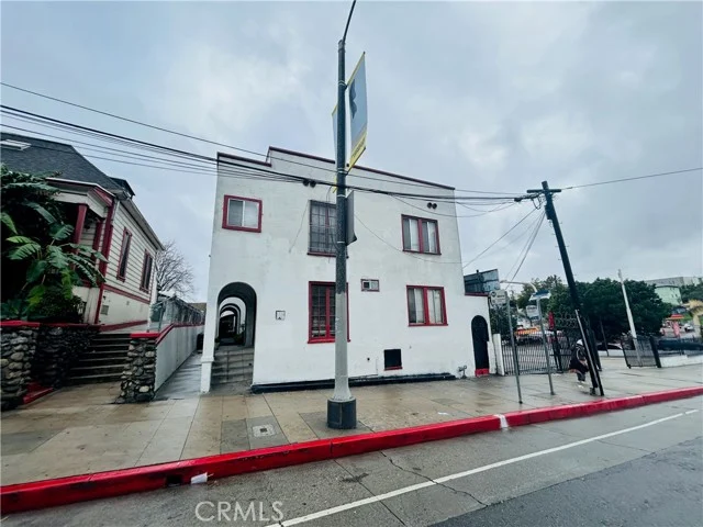 1534 W Temple, Los Angeles