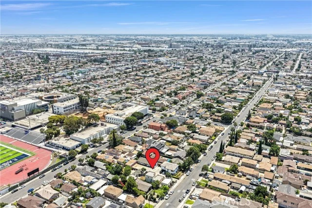 532 S La Verne photo 2