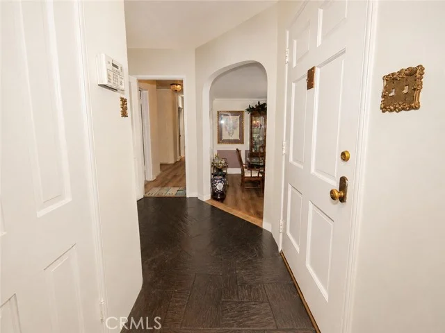5138 Southridge photo 3