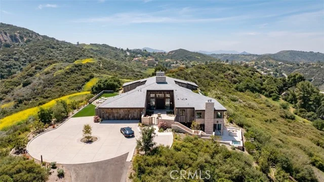 3121 Old Topanga Canyon Road photo 2