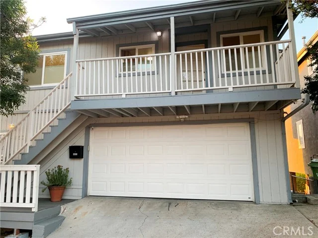 4053 Barrett Road photo 1
