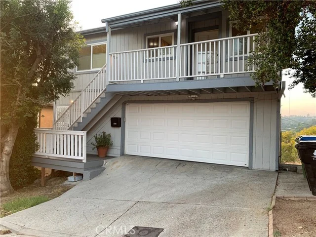 4053 Barrett Road photo 2