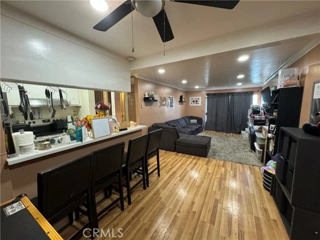 550 W Regent #342 photo 3