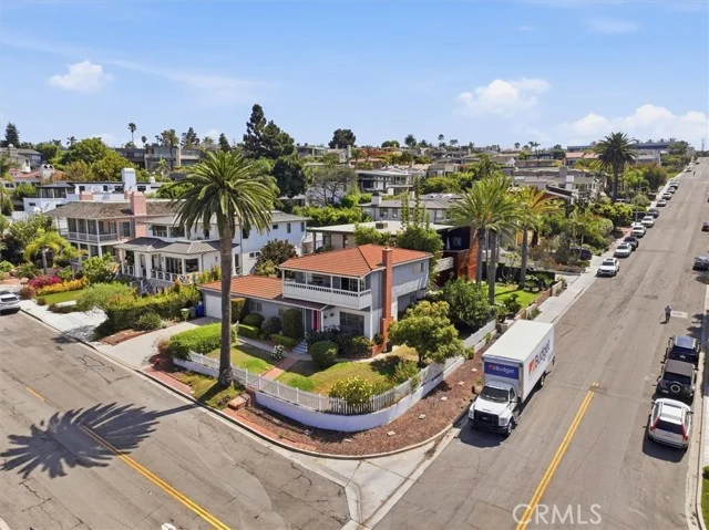 214 S Poinsettia Avenue photo 4