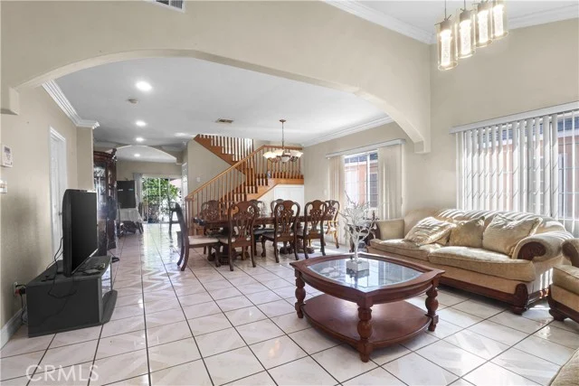3148 Magnolia photo 4