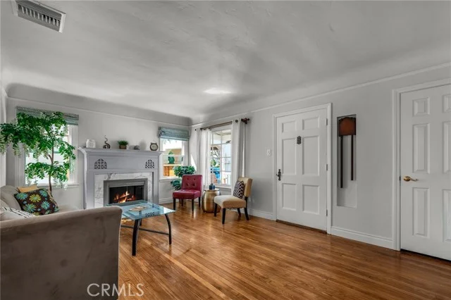 1222 Beech photo 4