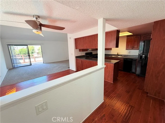 946 W 220th #218 photo 4