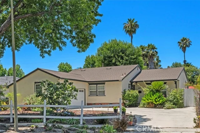 6613 Randi Avenue, Woodland Hills