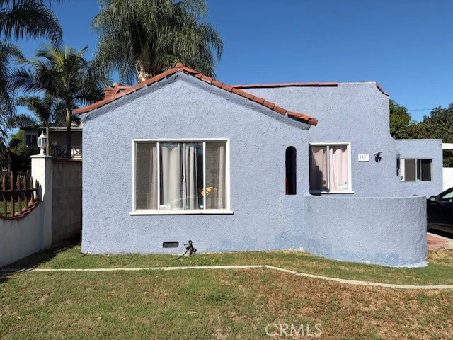 2541 E Adams photo 2