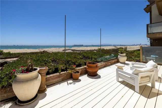 6911 E Seaside photo 3