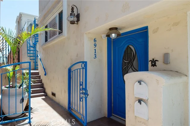 6911 E Seaside photo 5