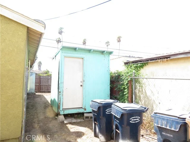 1438 W 95th Street W photo 5