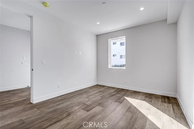 2302 Perkins Lane photo 4