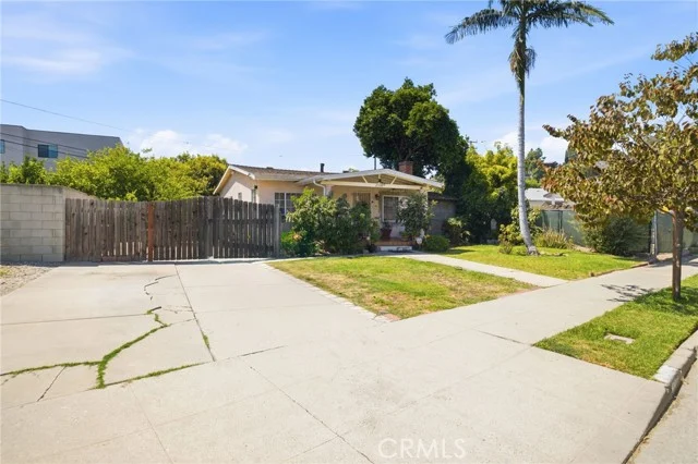 2338 Ridgeview photo 4
