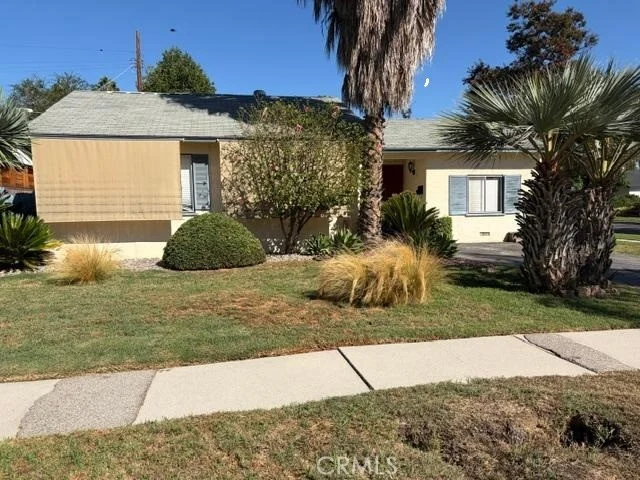 7300 Oak Park, Lake Balboa
