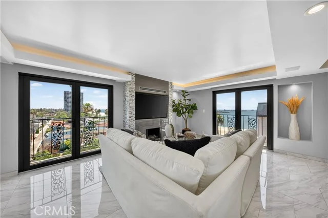 2601 E Ocean #807 photo 2