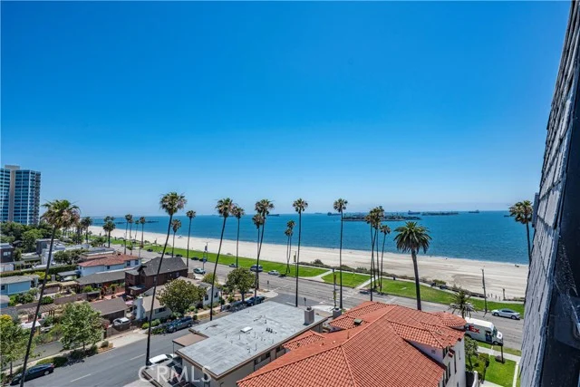 2601 E Ocean #807 photo 5