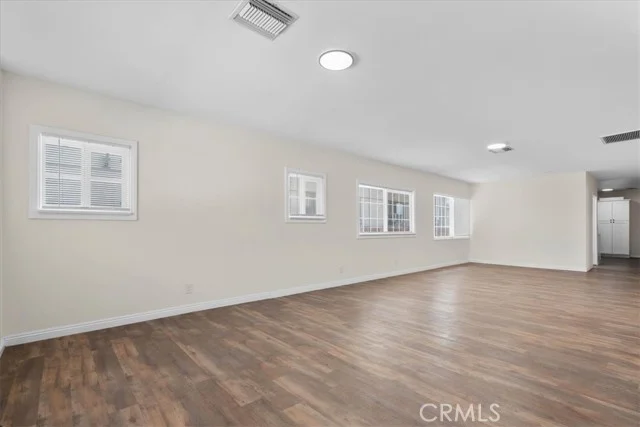 2640 Roseview photo 5