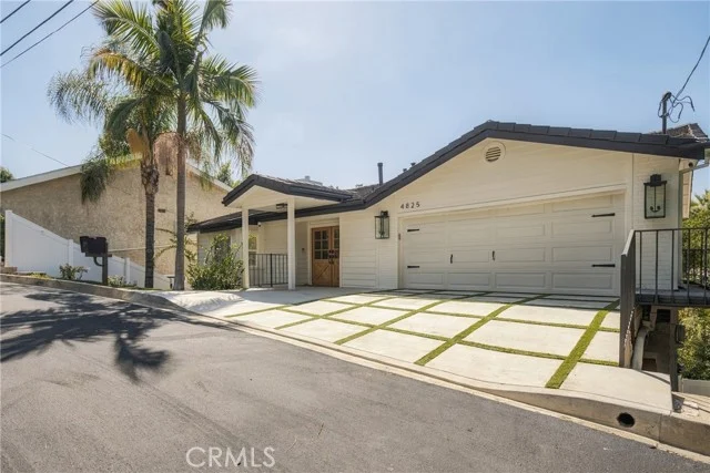 4825 Galendo Street photo 2
