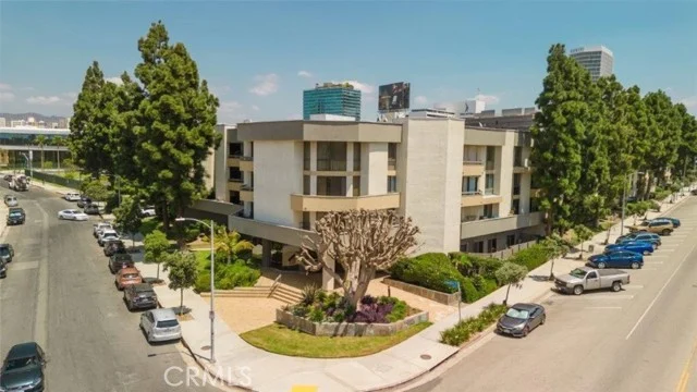 750 S Spaulding Avenue #215 photo 2