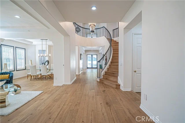 2033 Waterside Circle photo 4