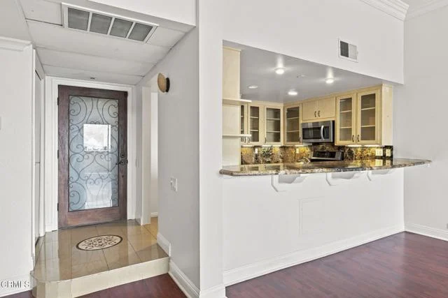 15515 W Sunset Boulevard #504 photo 5