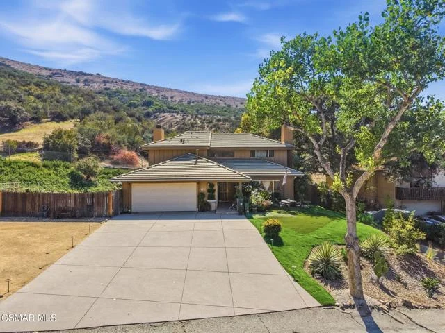 4915 Vejar Drive photo 2