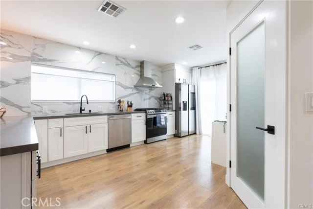 135 N Vendome Street photo 5