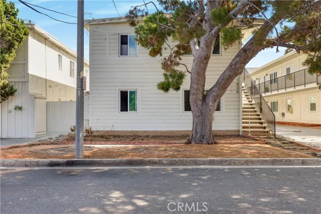 1826 12th Street photo 2