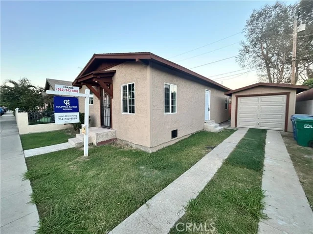 2412 Gale Avenue photo 2