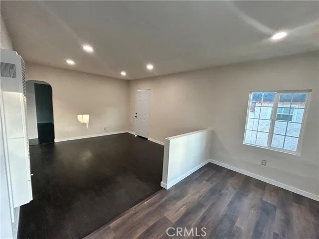 2412 Gale Avenue photo 4