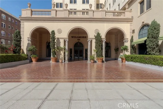 315 W 3rd Street #410, Long Beach