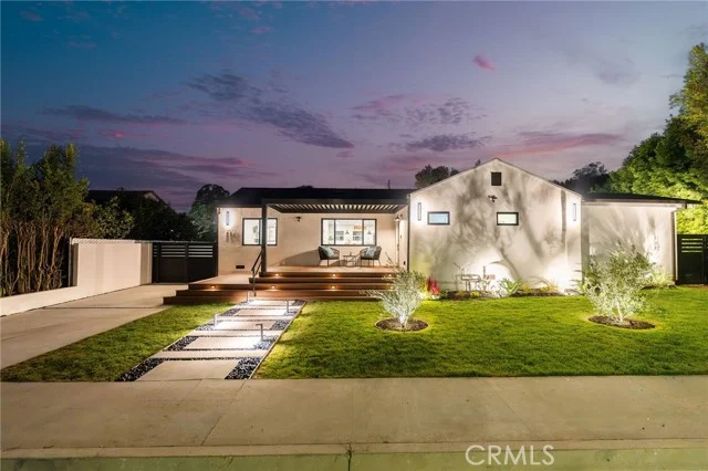2543 Colby, Los Angeles