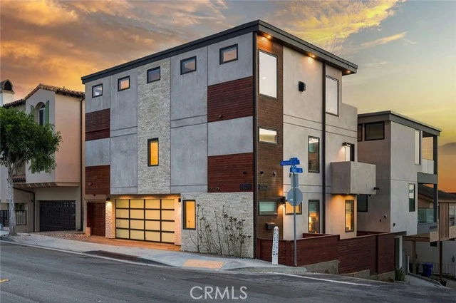 232 30th, Manhattan Beach