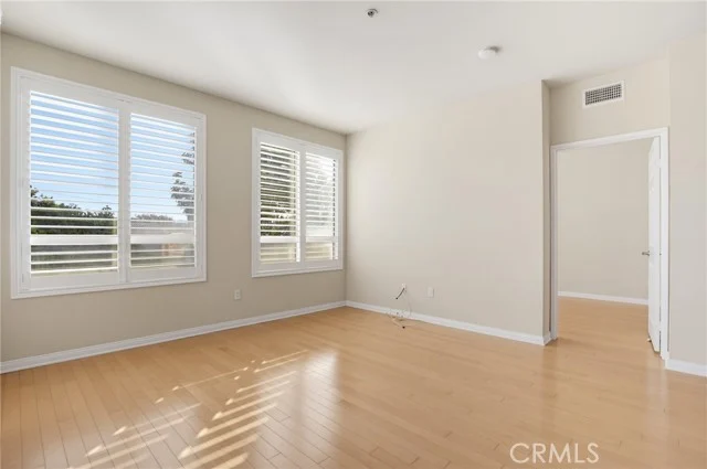 2742 Cabrillo Avenue #212 photo 5