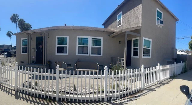 5653 E 2nd photo 2