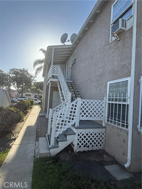 2421 Magnolia photo 5