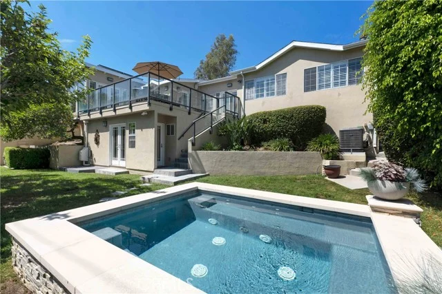 4028 Woodman Canyon, Sherman Oaks