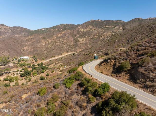 33600 Mulholland Highway photo 5