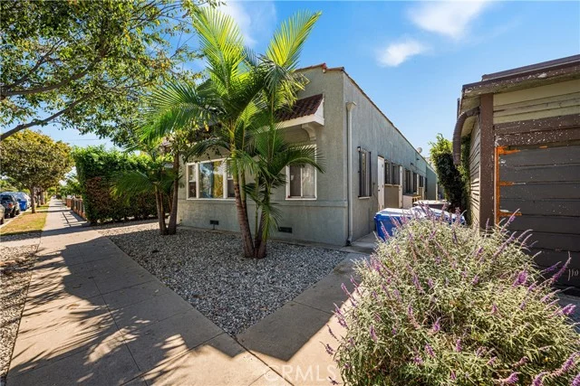 1306 E Hellman Street photo 5