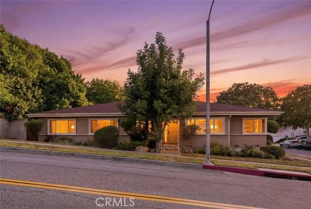 4715 Presidio photo 2