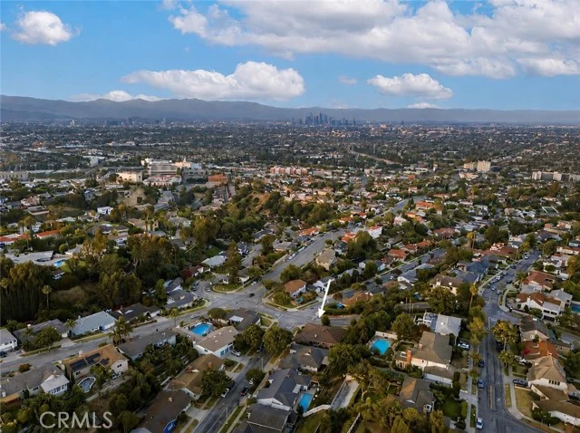 4715 Presidio photo 3