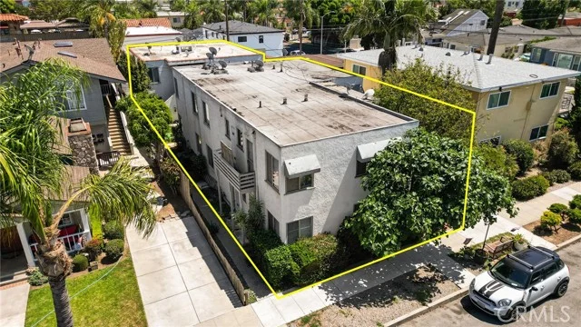 810 Belmont Avenue photo 2