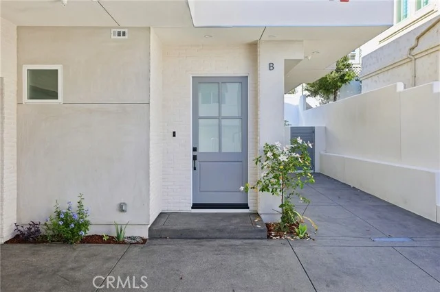 2019 Huntington Lane #B photo 2