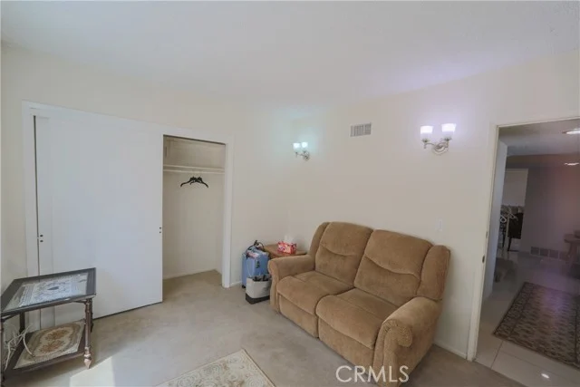 720 Pepper Tree photo 4